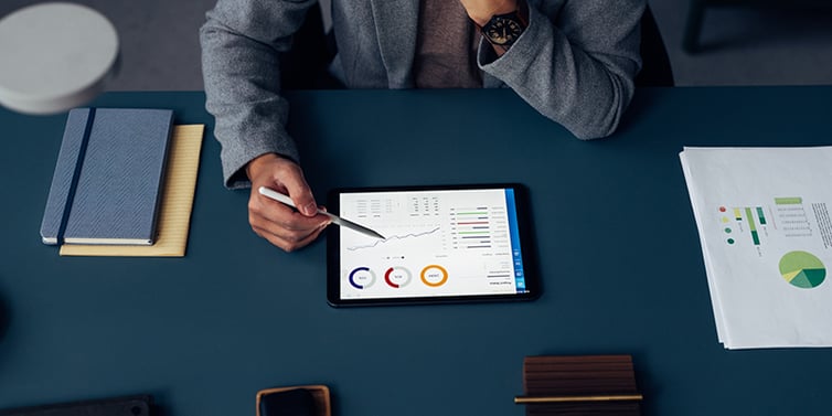 Techniques for Managing Outstanding Invoices B2B Billing